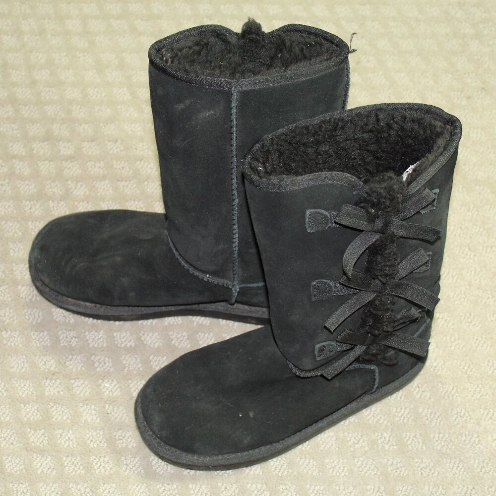 Koolaburra by Ugg Women's 4 Black Victoria Suede with Bows Mid Calf Flat Boots